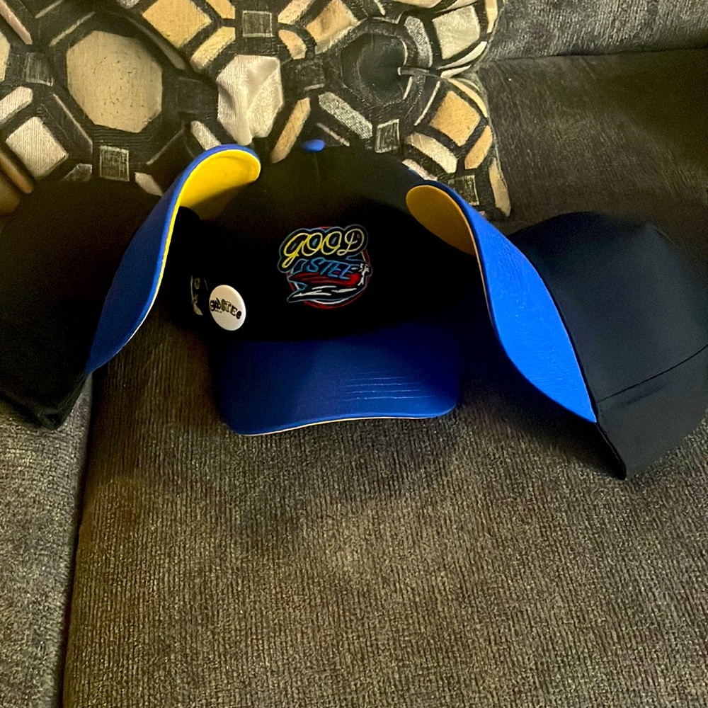 1 Custom HAT Bundle Deal